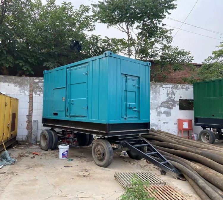 丰泽柴油发电机机组的控制器是如何操作使用的?